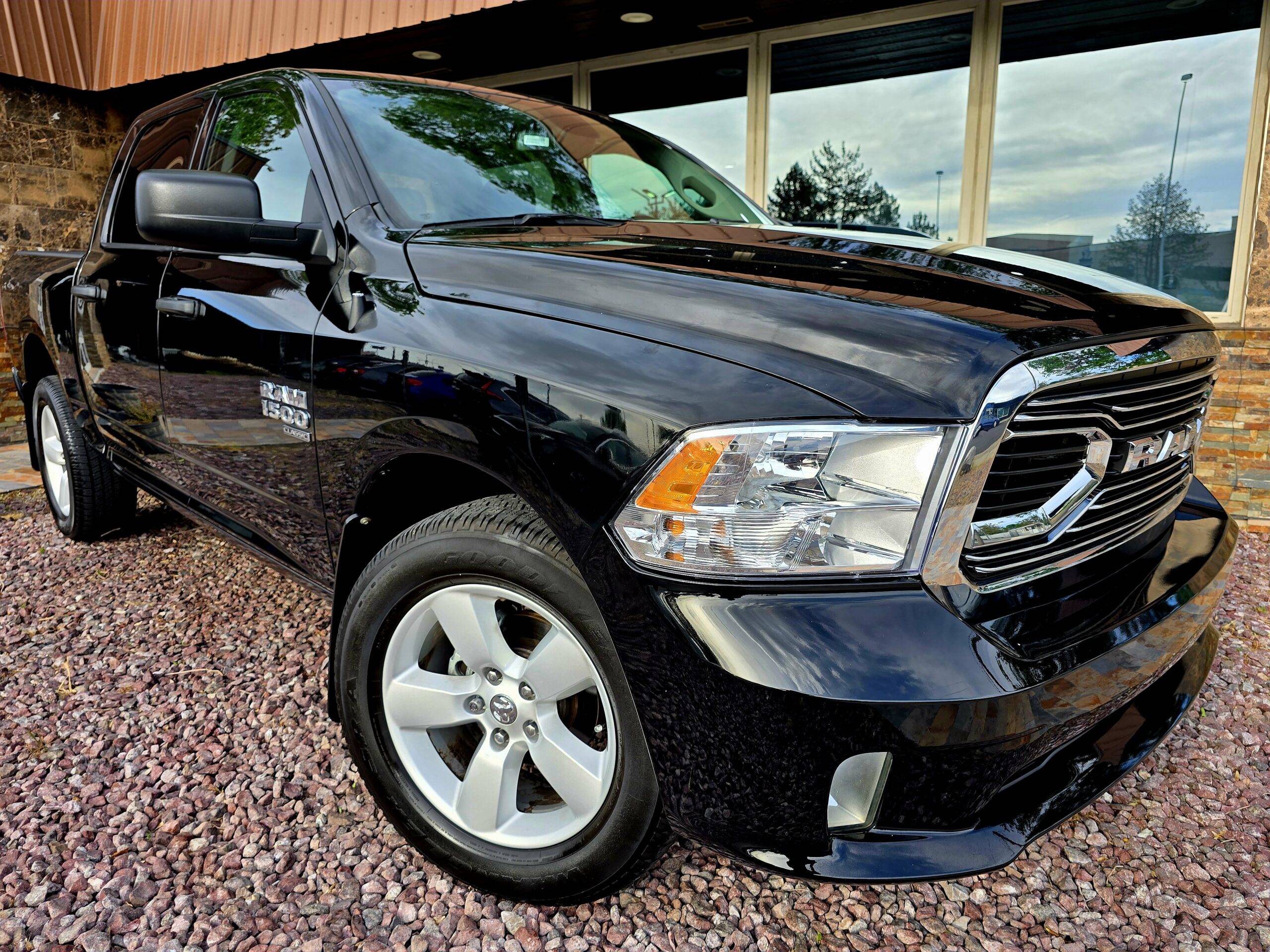 ram ram 1500 classic 2023 1C6RR7KG3PS586652 image ram ram 1500 classic 2023 1C6RR7KG3PS586652 image